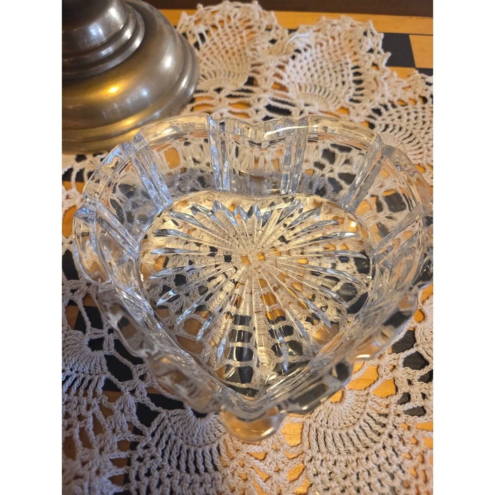 vintage heart-shaped trinket boxes made of 24% lead crystal